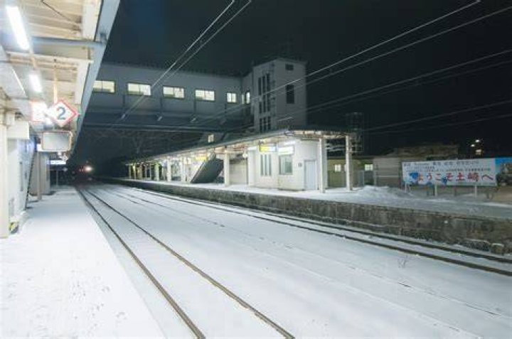 秋田駅から土崎駅までの行き方ガイド｜所要時間・電車/バス/徒歩