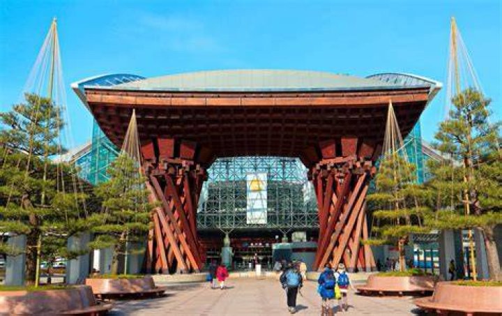 大阪駅から金沢駅へ：乗り換え・所要時間・ルートを一発で理解